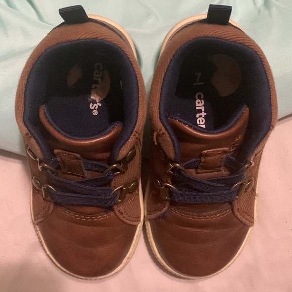 Toddler boys casual CARTER shoes- Gently worn! - Picture 5 of 5